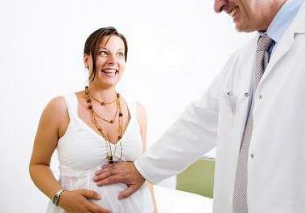 Начало родов, симптомы, схватки - первые признаки приближения родов